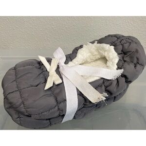 Fuzzy Babba Slipper Socks Grey Quilted Machine Washable One Size Fits Most 7-9.5